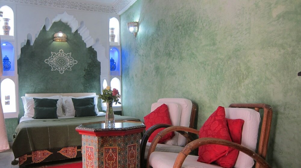 Фото Riad Maizie