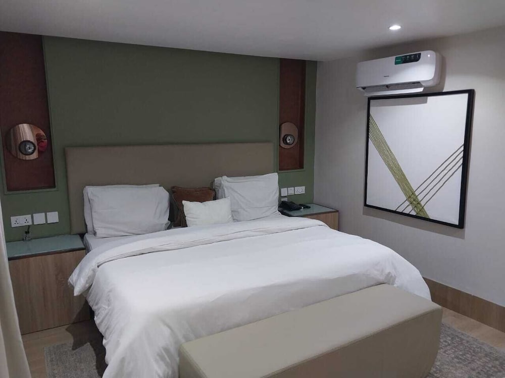 Фото Centurion Apartments Limited