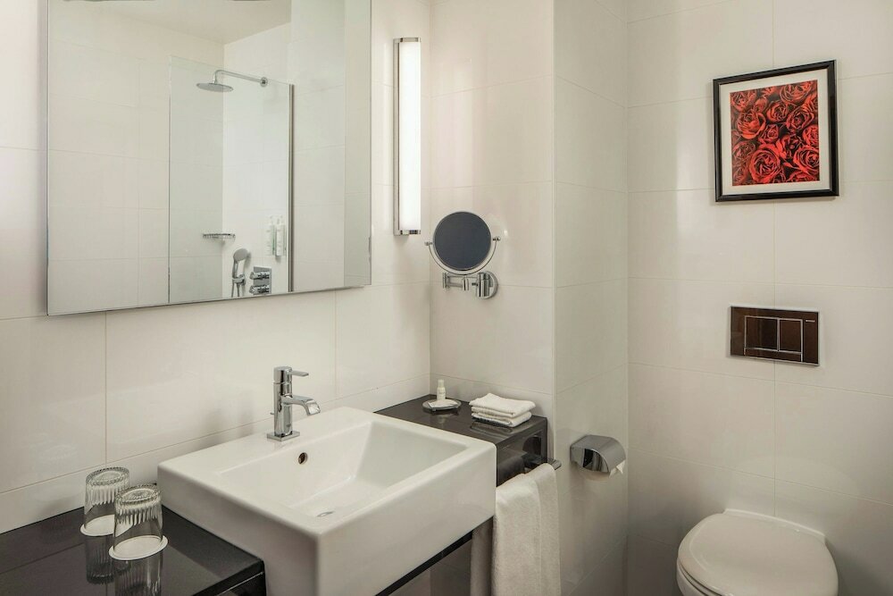 Фото Courtyard by Marriott Budapest City Center