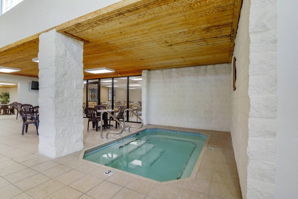 Фото Comfort Inn Bismarck