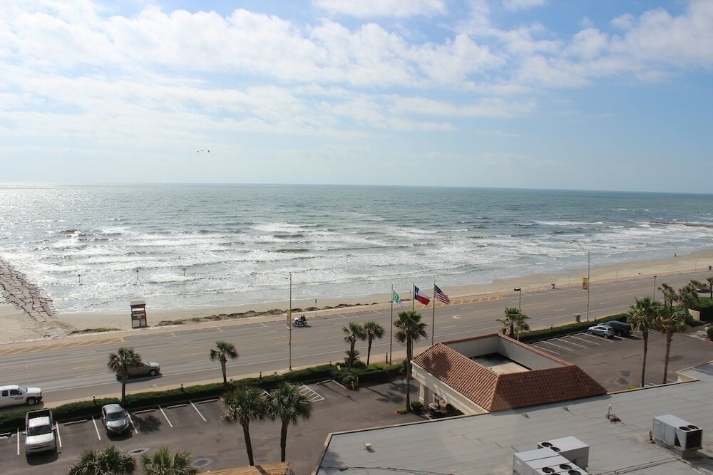Фото Holiday Inn Resort: Galveston-On The Beach, an Ihg Hotel