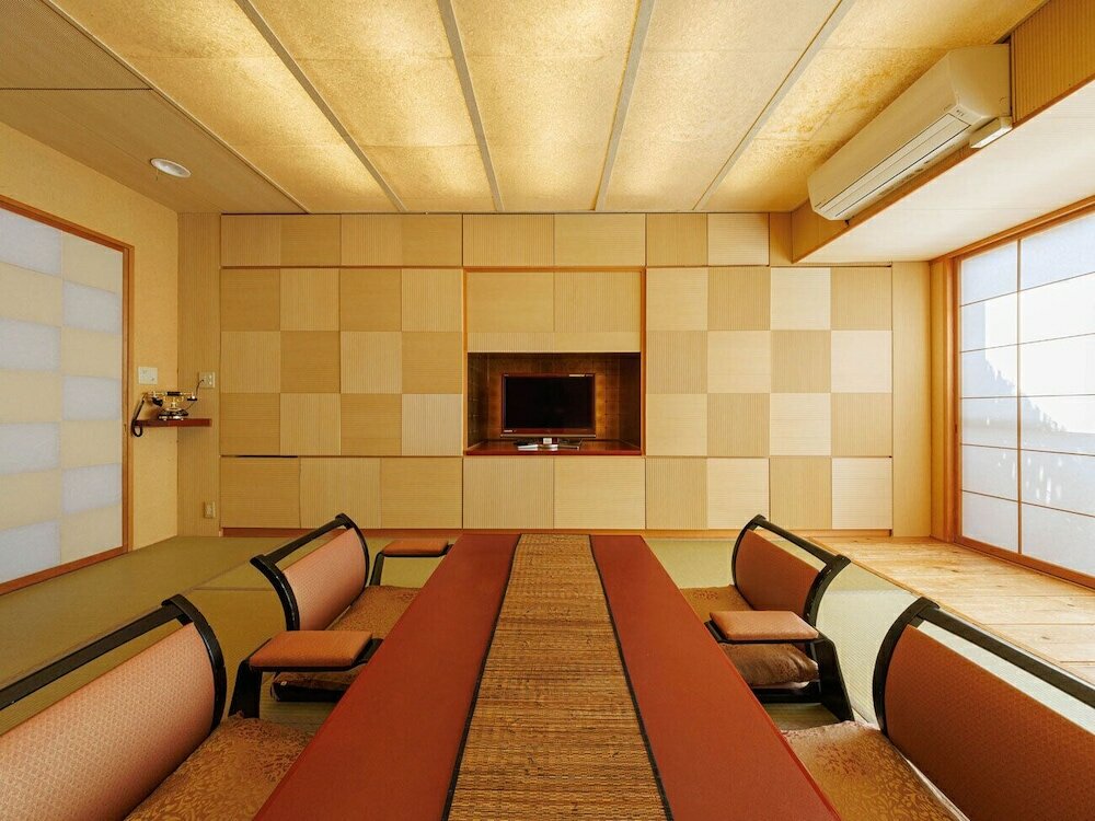 Фото Oiwakeya Ryokan