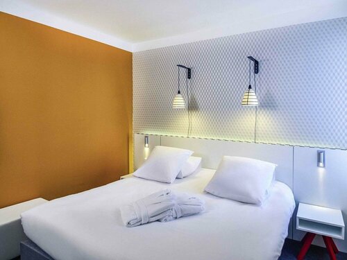 Внешний вид отеля Hotel Mercure Brest Centre Les Voyageurs в Бресте, фото 5