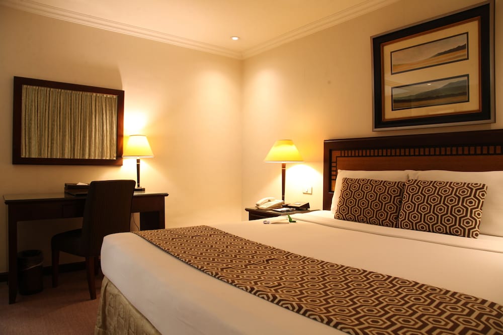 Фото Herald Suites Solana