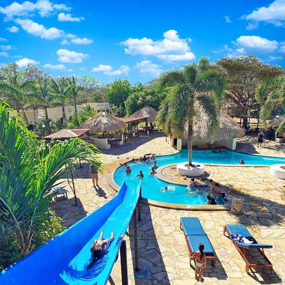 Фото Surf Ranch Hotel & Resort