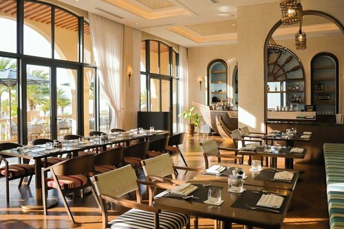 Гостиница Centara Mirage Resort Mui Ne в Провинции Биньтхуан