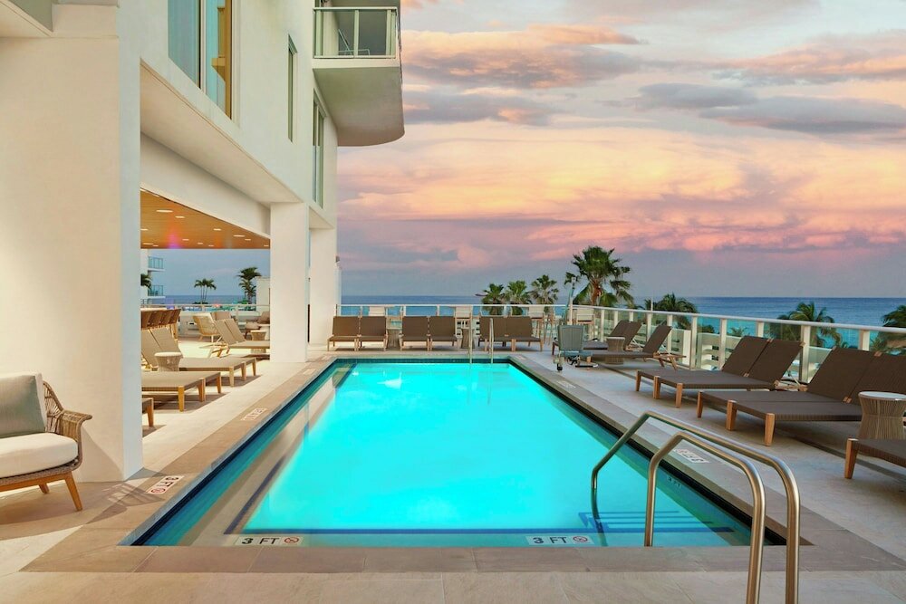 Фото Ac Hotel by Marriott Fort Lauderdale Beach