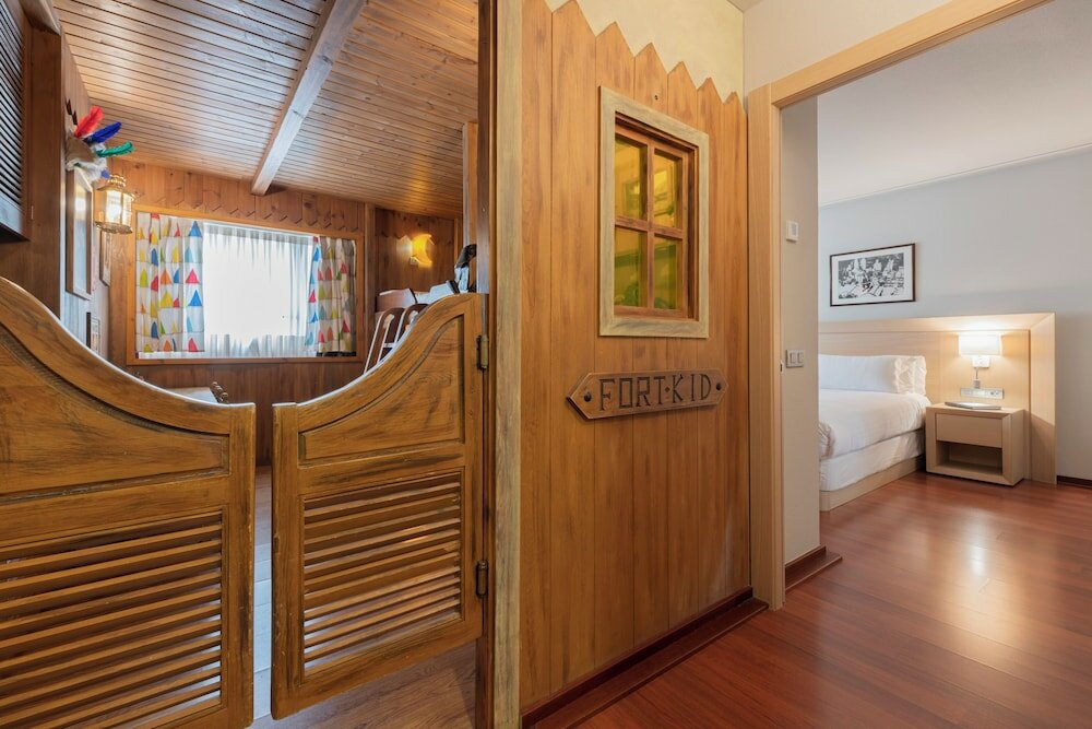 Фото Suites Plaza Hotel & Wellness Andorra