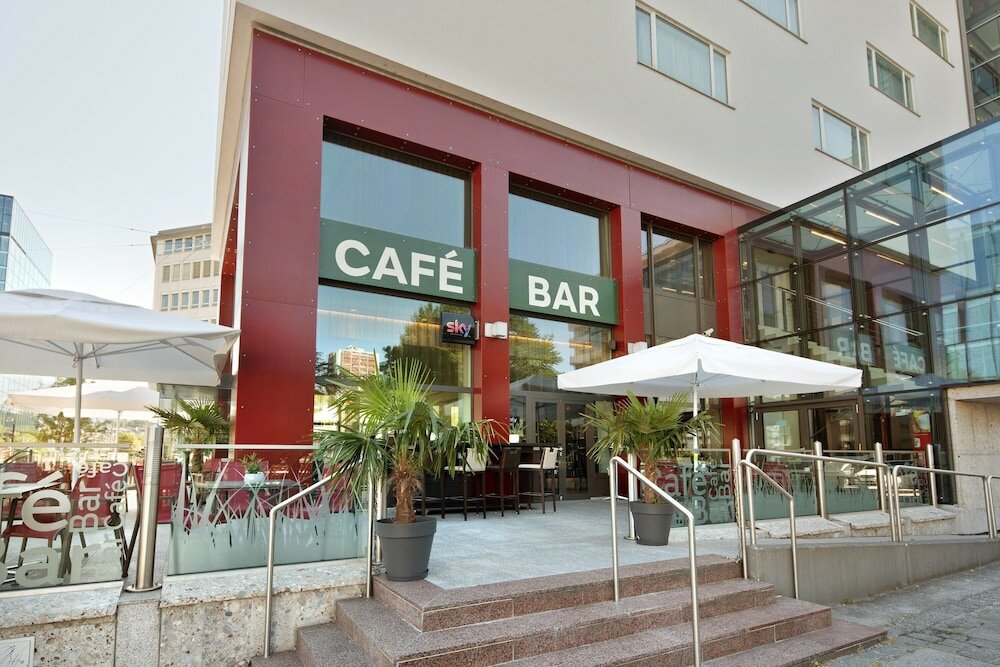 Фото отеля 4