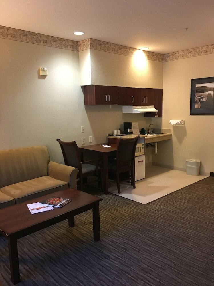 Фото Hawthorn Suites by Wyndham Rancho Cordova/Folsom