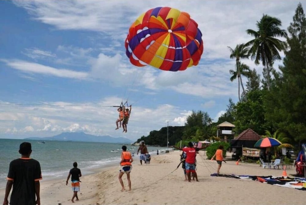 Фото Bishop Hotel