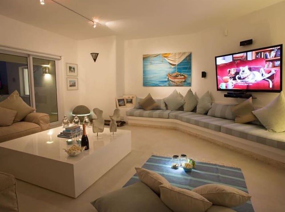 Фото Santorini Mozambique