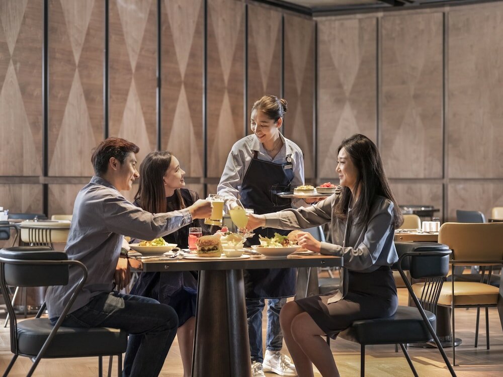 Фото Four Points by Sheraton Urumqi