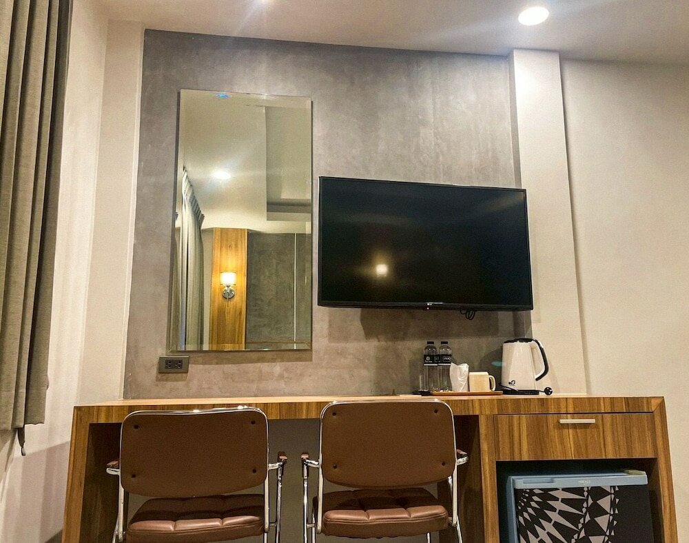 Фото The Mantra Hotel