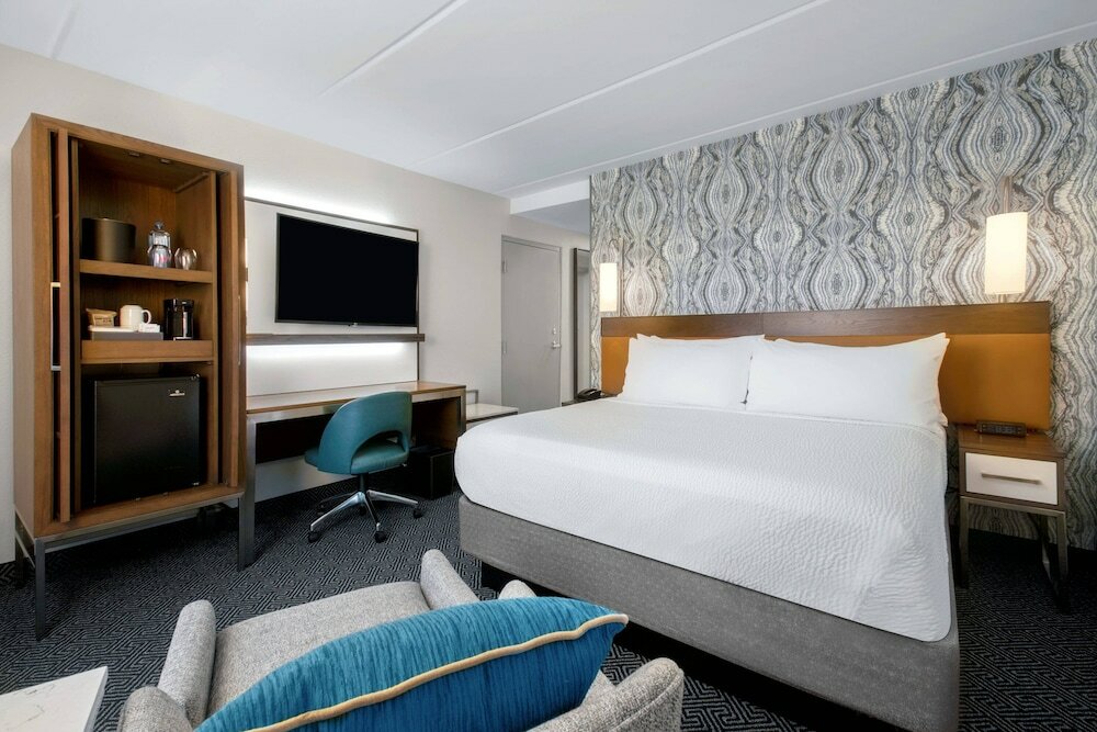 Фото Courtyard by Marriott Miami Aventura Mall