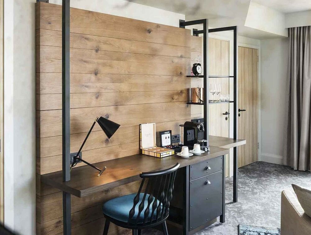 Фото Novotel London Canary Wharf