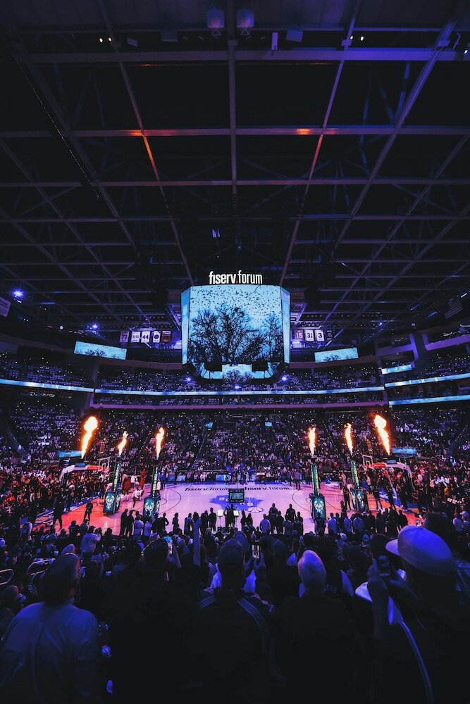 Фото SpringHill Suites by Marriott Milwaukee Downtown