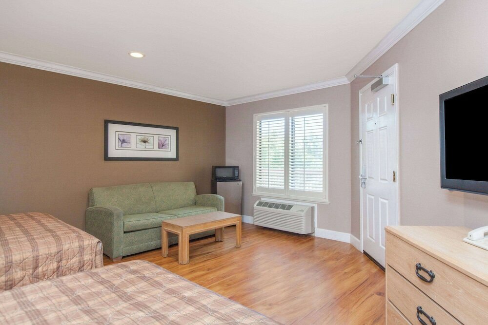 Фото Отель Days Inn