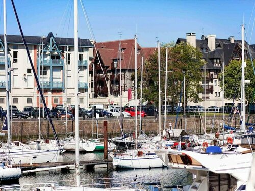 Внешний вид отеля Mercure Deauville Centre в Довиле, фото 3