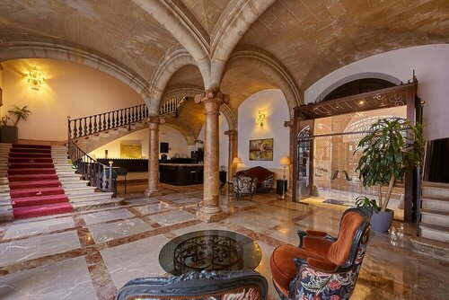 Гостиница Born на Балеарских островах