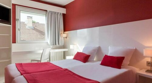 Гостиница Logis Hôtel du Haut-Bugey в Нантюа