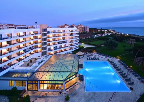 Гостиница Pestana Cascais Ocean & Conference Aparthotel в Кашкайше