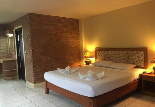 Гостиница East Sea Paradise Hotel в Паттайе