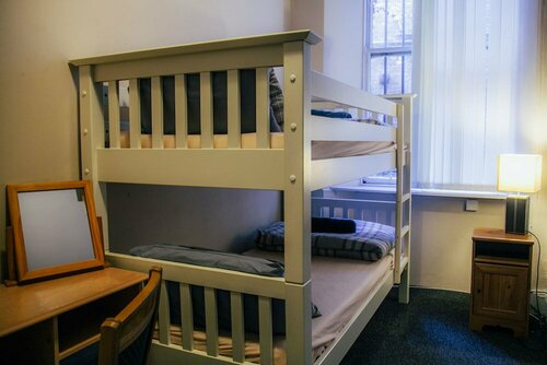 Гостиница Hoppo Backpackers Hostel в Эдинбурге