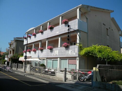 Гостиница Hotel Eliani в Градо