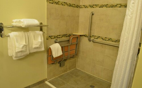 Гостиница Holiday Inn Express Waterloo Cedar Falls, an Ihg Hotel в Ватерлоо
