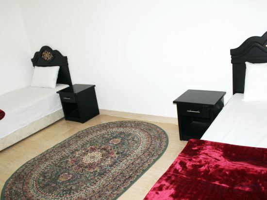 Фото Al Eairy Furnished Apartments Qassim 1
