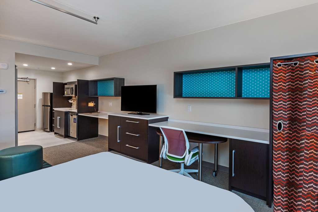 Фото Home2 Suites by Hilton Midland East