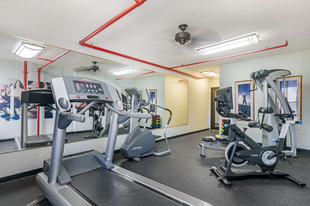 Фото Best Western Plus Universal Inn