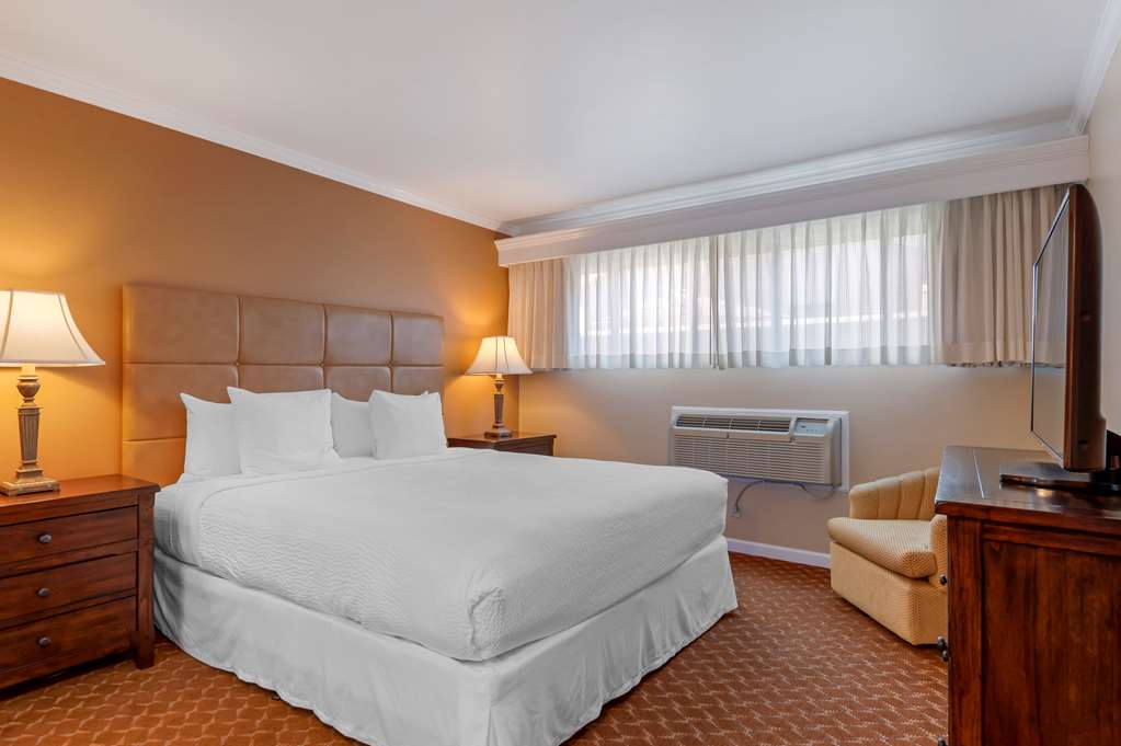 Фото Best Western Plus Santa Barbara