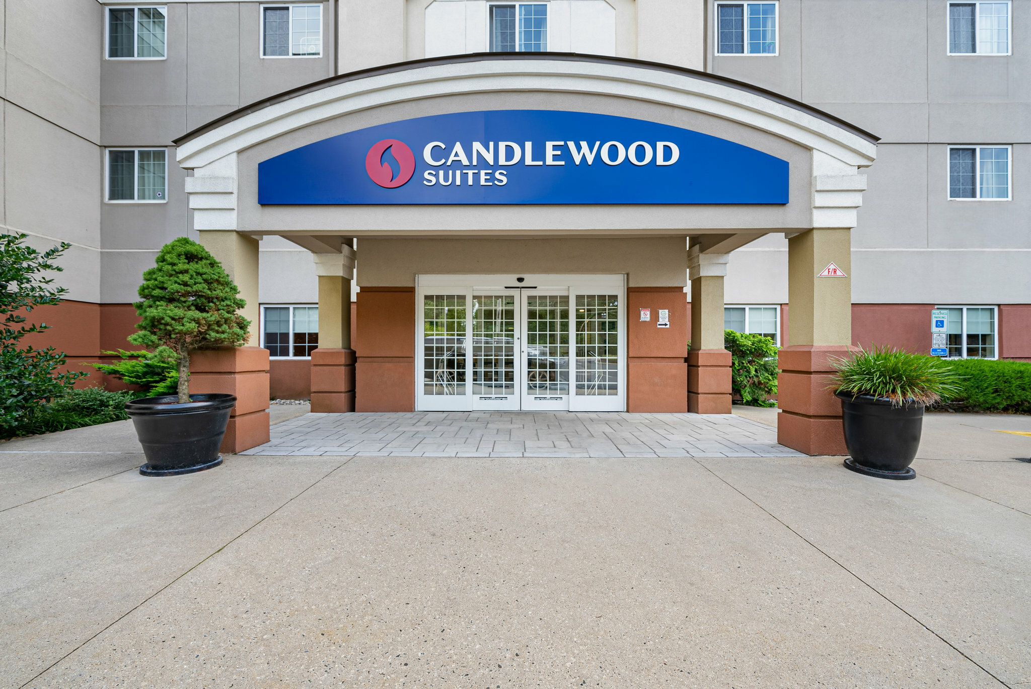 Фото Candlewood Suites Bordentown-Trenton by Ihg
