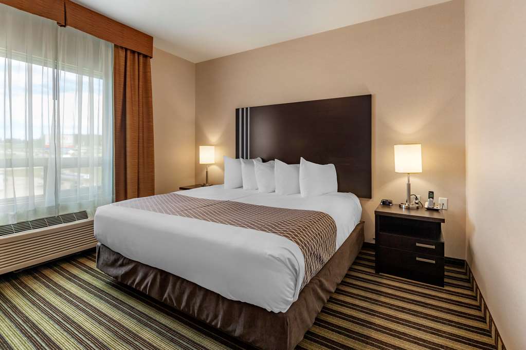 Фото Best Western Plus Drayton Valley All Suites