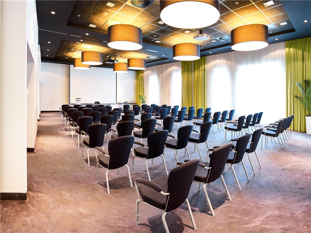 Фото Park Inn by Radisson Leuven