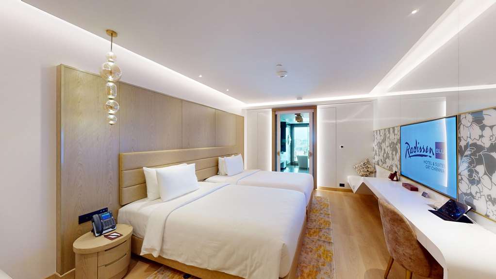 Фото Radisson Blu Hotel & Suites GRT Chennai