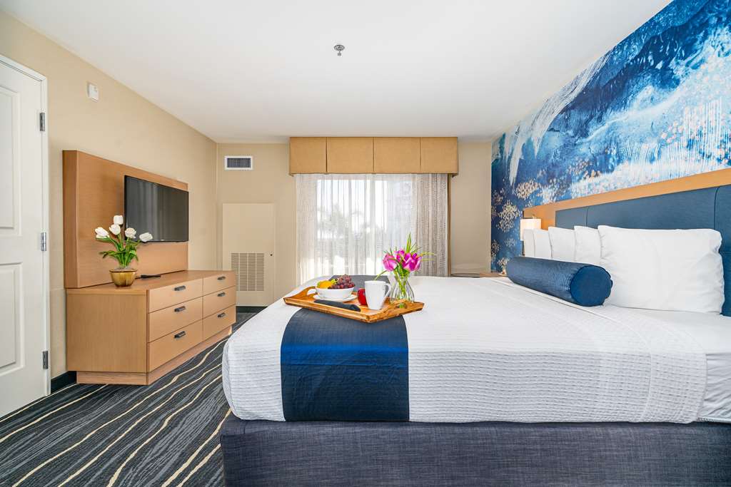 Фото Best Western Plus Marina Gateway Hotel