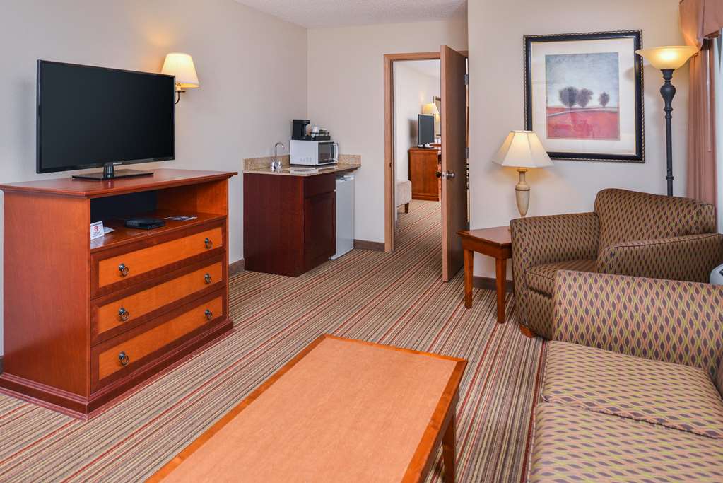 Фото Best Western Plus Rama Inn