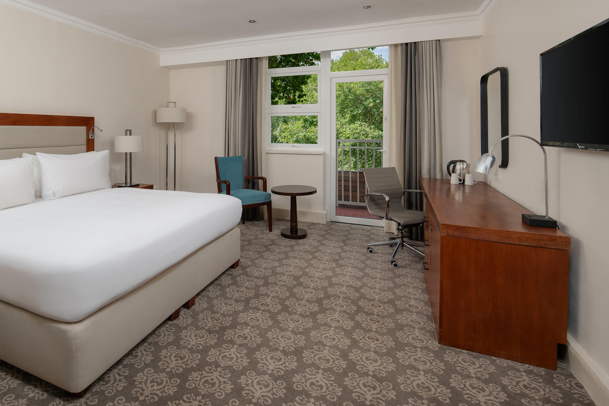 Фото Holiday Inn Johannesburg Sunnyside Park