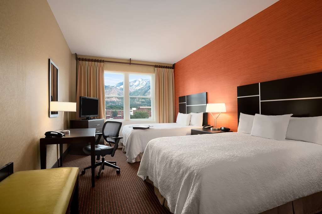 Фото Hampton Inn & Suites Ogden