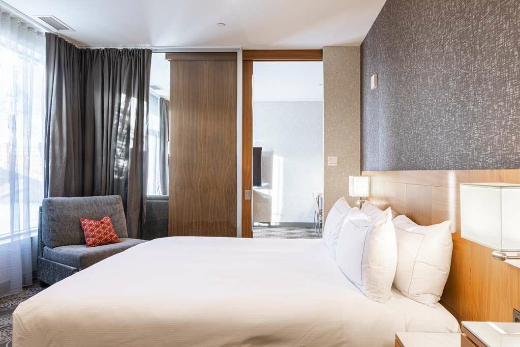 Фото Hilton Montreal Laval