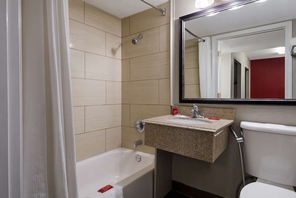 Фото SureStay Plus Hotel by Best Western San Antonio North