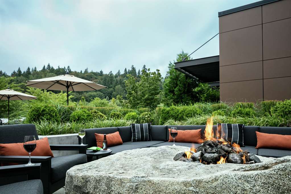 Фото Hilton Garden Inn Seattle/Issaquah