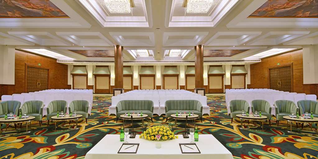 Фото Radisson Chandigarh Zirakpur