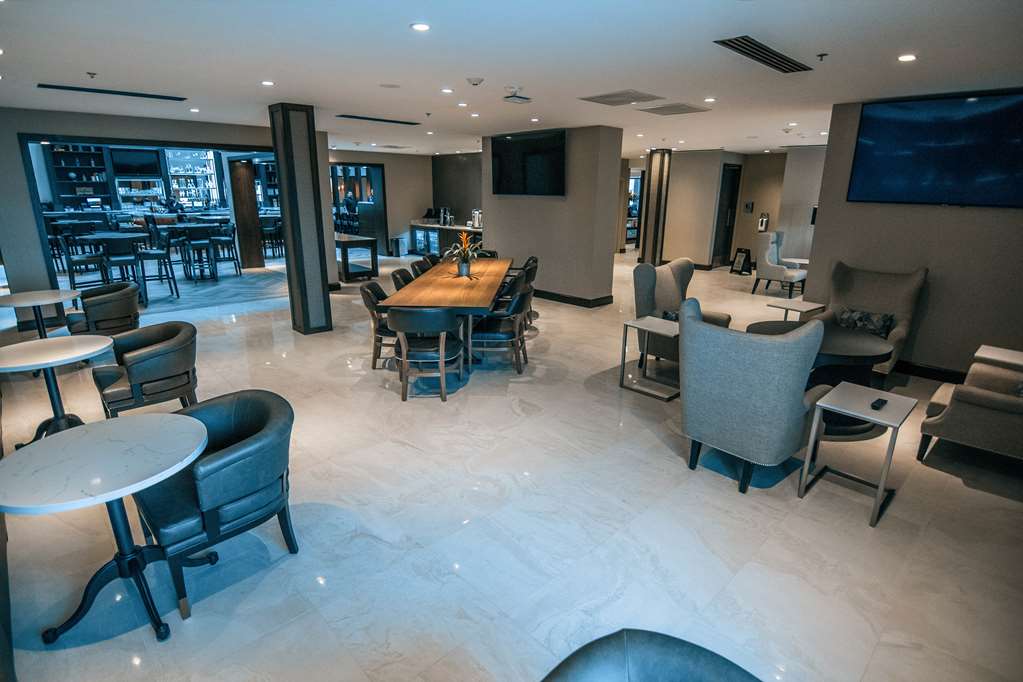 Фото DoubleTree by Hilton Lubbock University Area