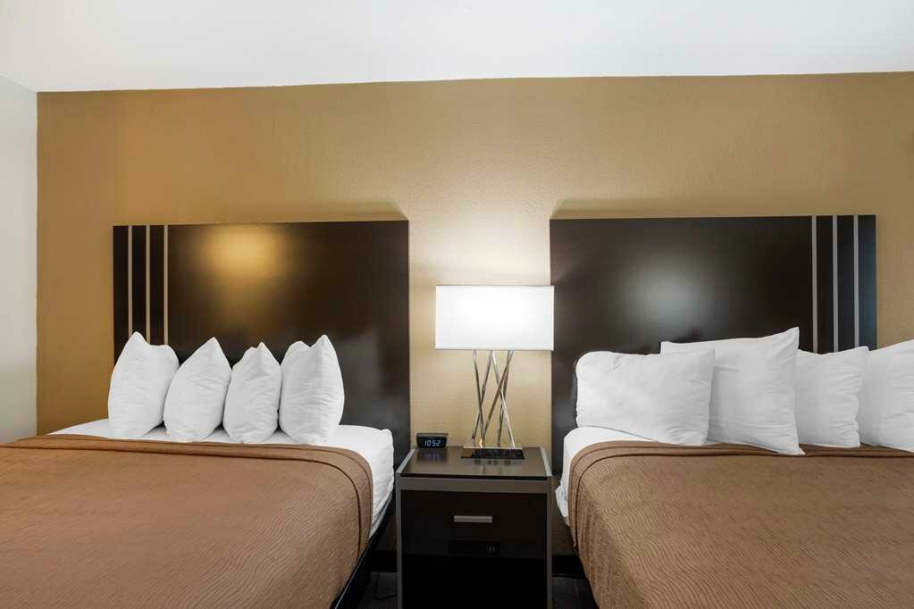 Фото Best Western Plus Reading Inn & Suites