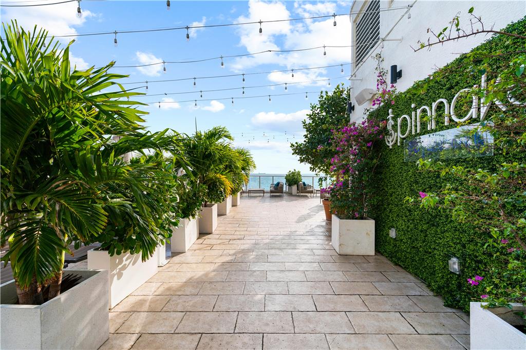 Фото Conrad Fort Lauderdale Beach