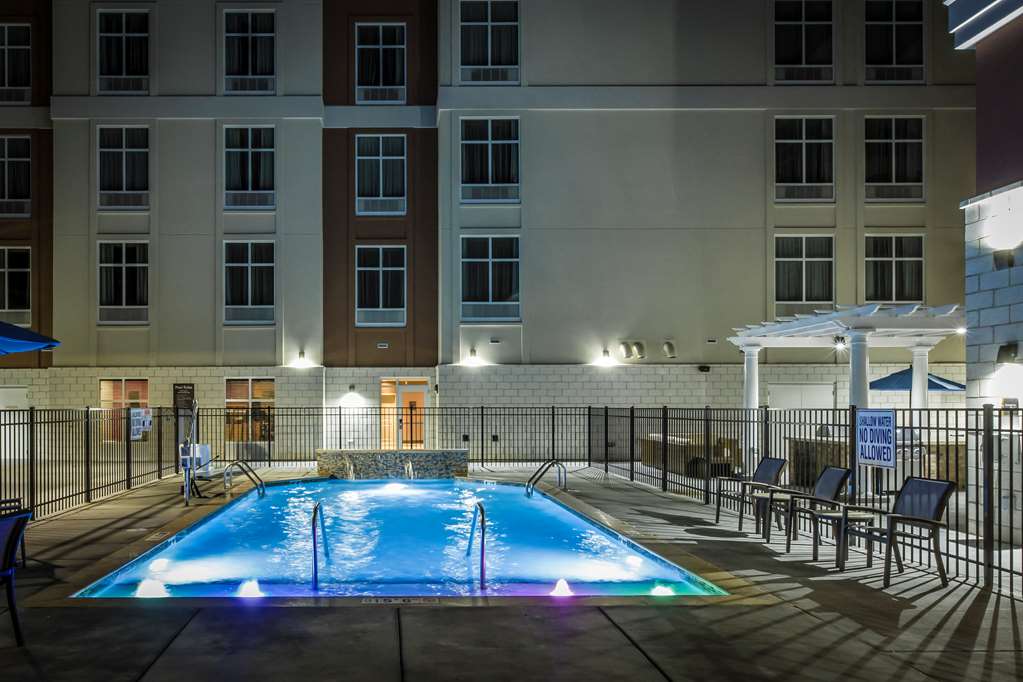 Фото Homewood Suites by Hilton Charlotte Ballantyne, Nc
